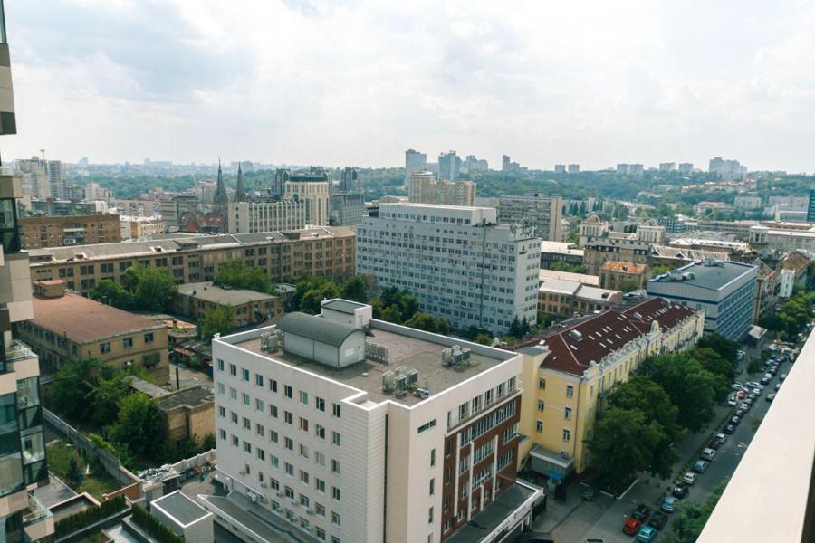 Квартира На Улице Деловая Kiev Bagian luar foto